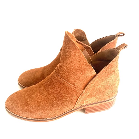 Nine West Shoes - Nine West Brown Suede Booties - size 8.5